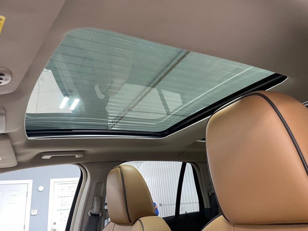 Used 2011 Lincoln MKX AWD w/ 102A Rapid Spec Order Code image 35