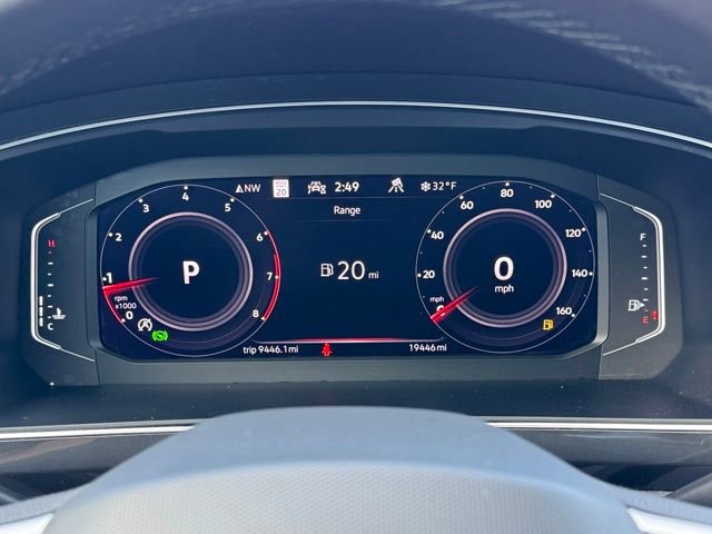 Certified 2022 Volkswagen Tiguan SEL R-Line image 35