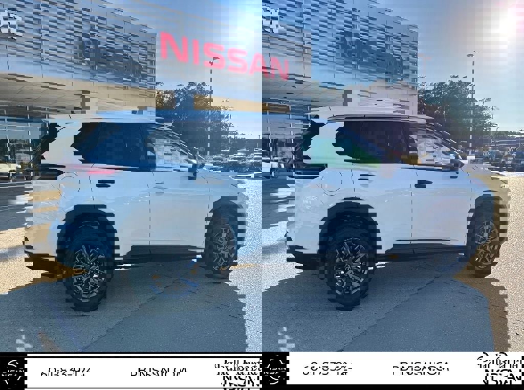 New 2026 Nissan Rogue S image 8