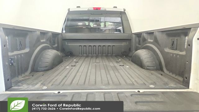 Used 2021 Ford F250 Platinum w/ FX4 Off-Road Package AWD/4WD image 23