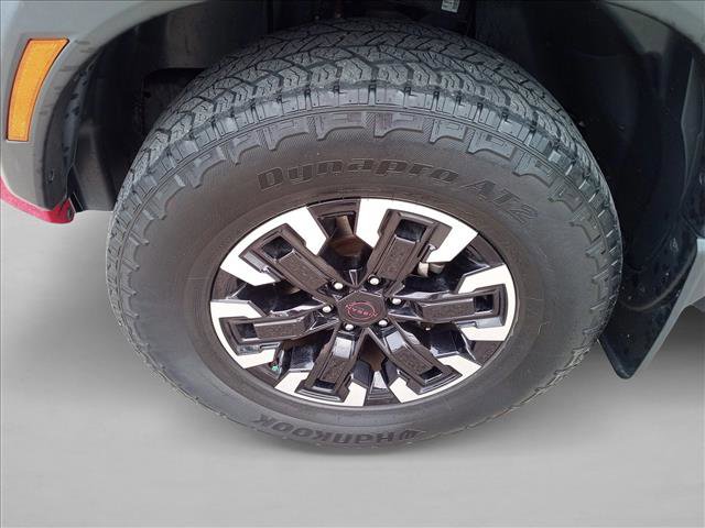 Used 2022 Nissan Frontier PRO-4X AWD/4WD image 9