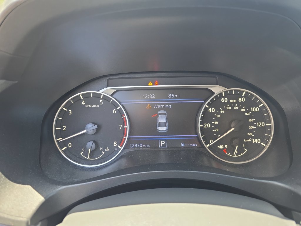 Used 2025 Nissan Altima 2.5 SV FWD image 14