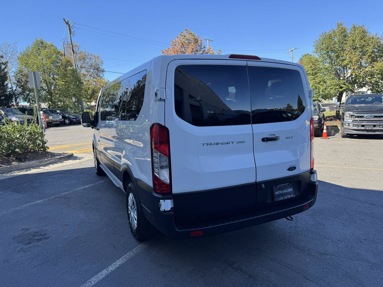 Used 2023 Ford Transit 350 XLT RWD image 8