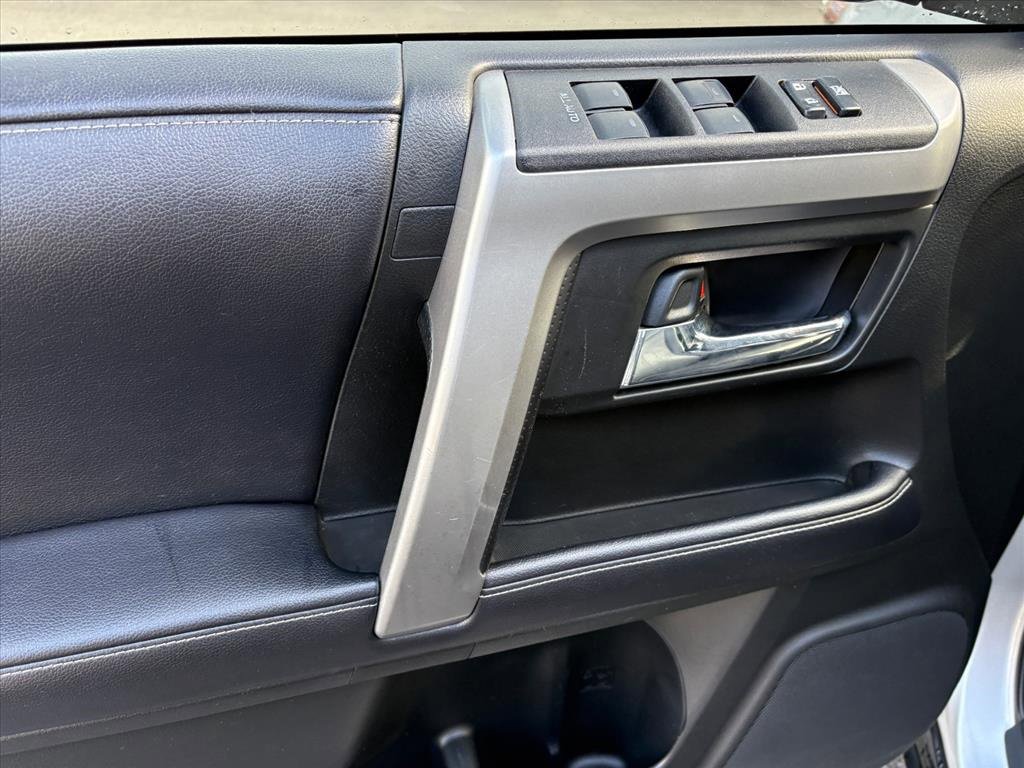 Used 2018 Toyota 4Runner SR5 Premium image 22