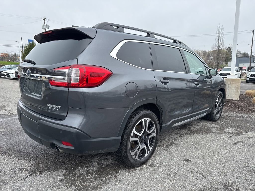 Used 2023 Subaru Ascent Limited image 5