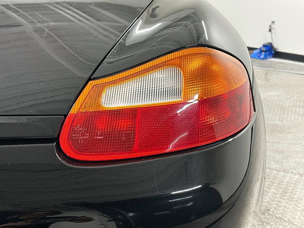 Used 2001 Porsche Boxster S RWD image 27