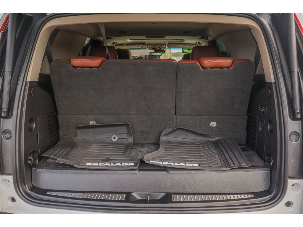 Used 2019 Cadillac Escalade Luxury image 35