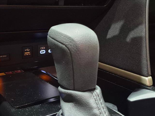 Used 2025 Toyota Camry LE FWD image 21