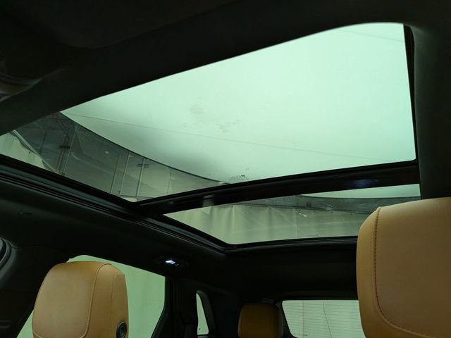 Certified 2023 Cadillac XT5 Premium Luxury w/ LPO, Floor Liner Package image 19