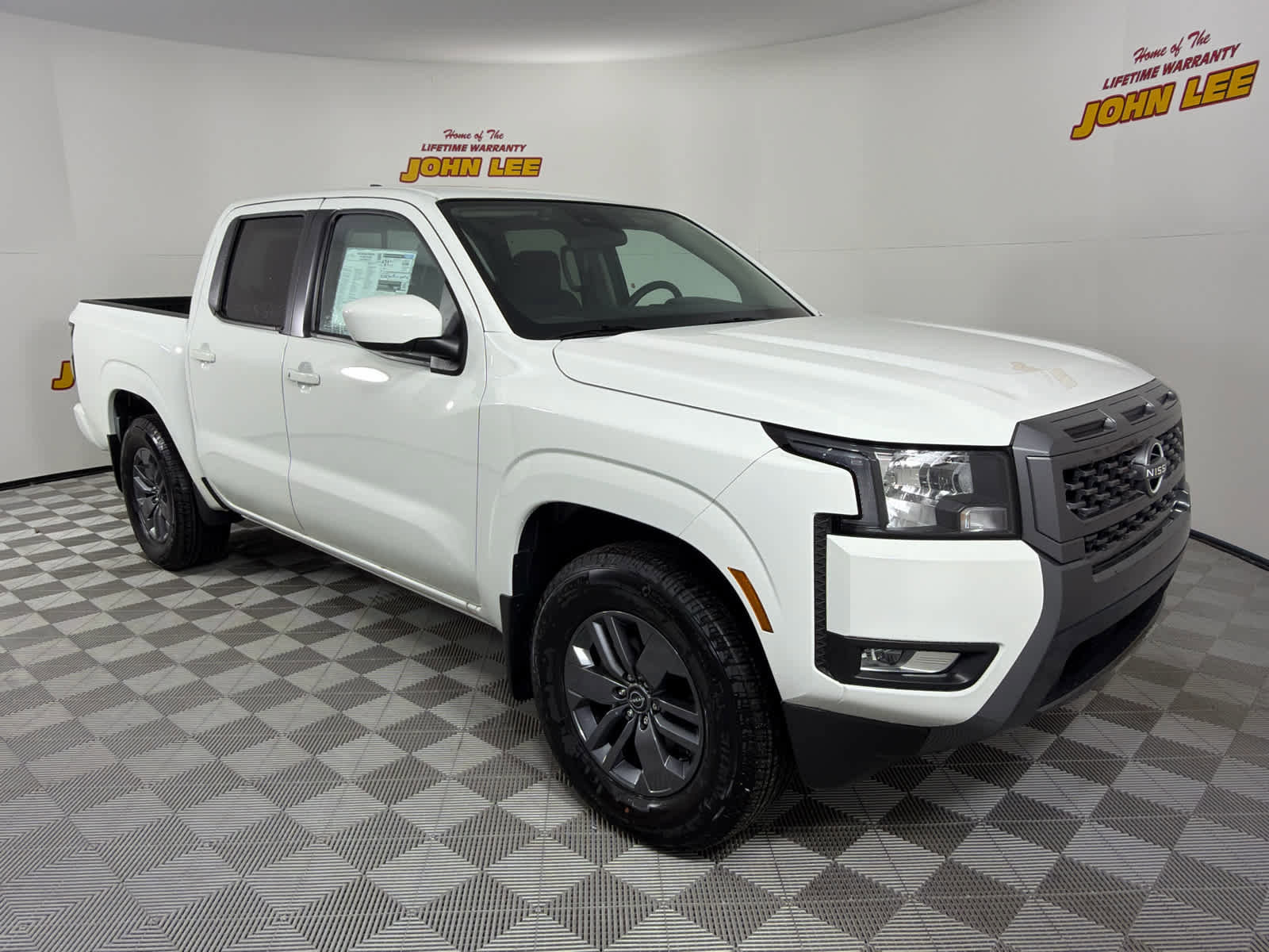 New 2025 Nissan Frontier SV w/ SV Convenience Package image 8