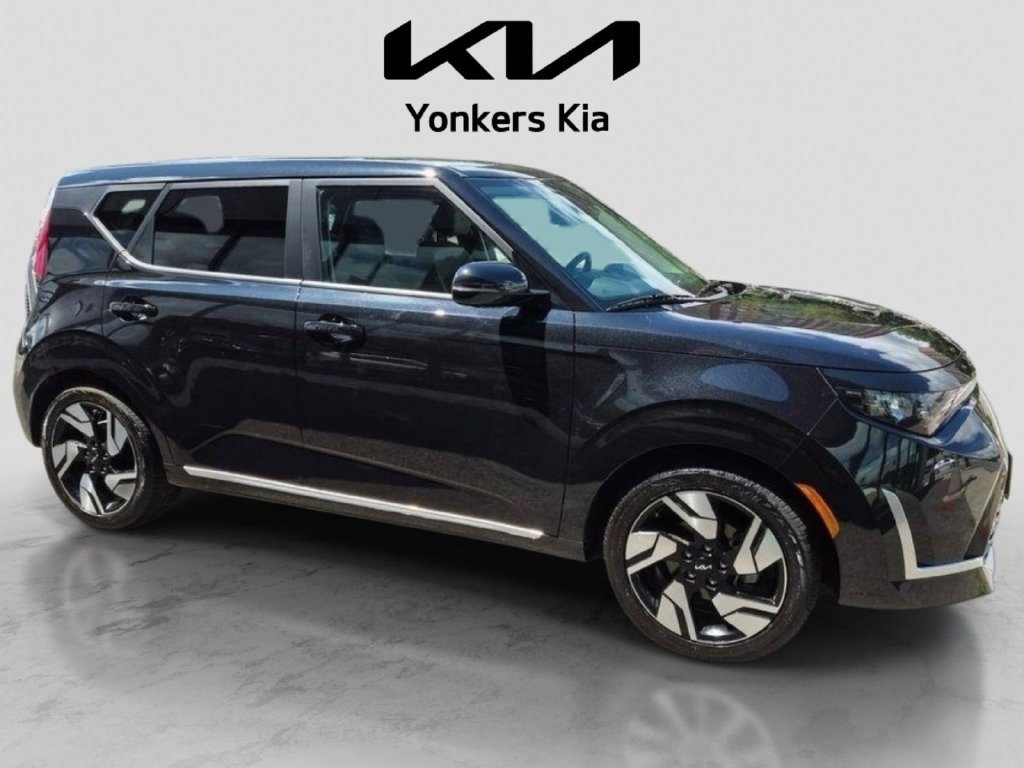 Certified 2023 Kia Soul GT-Line FWD image 5