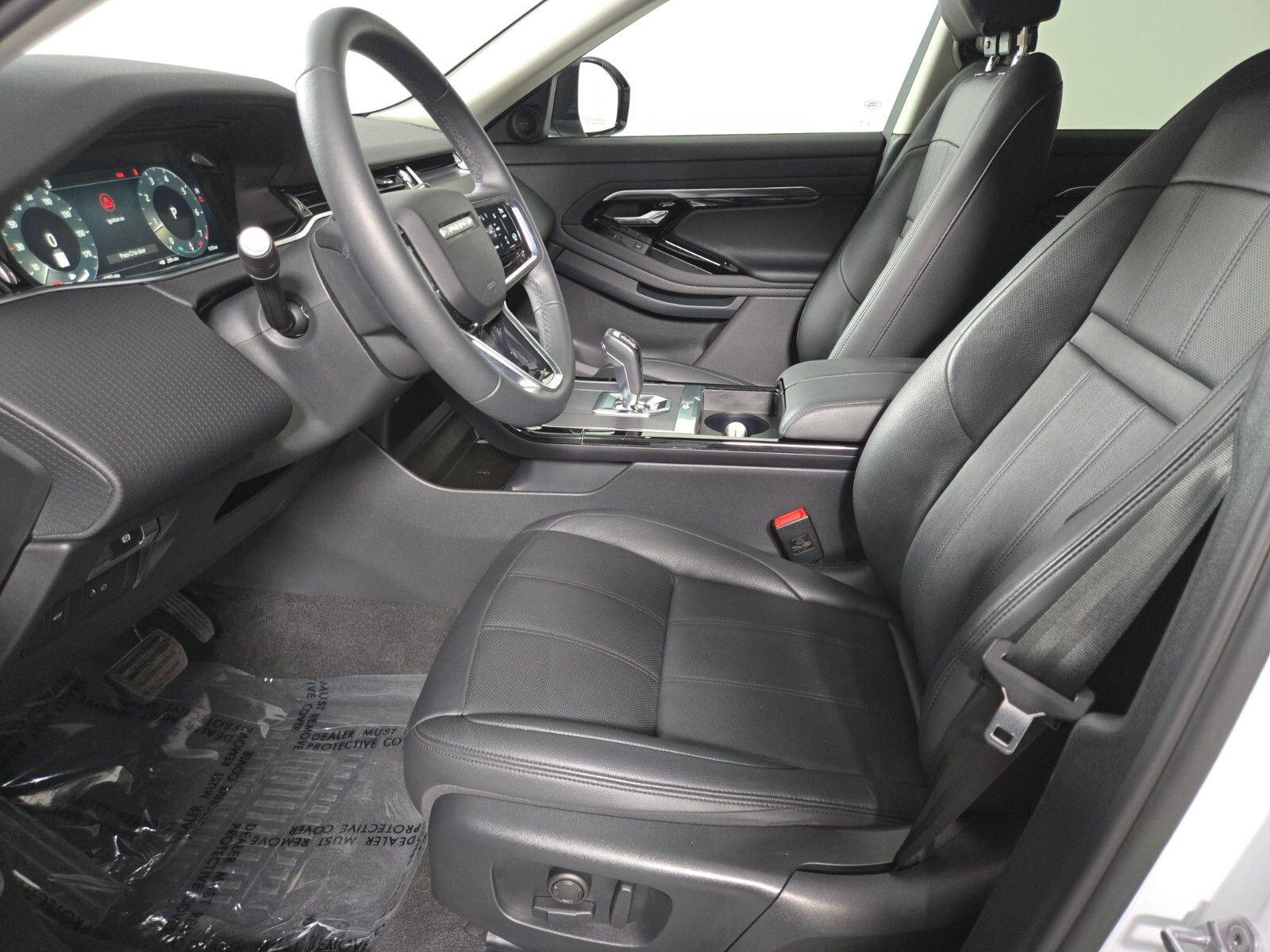 Used 2023 Land Rover Range Rover Evoque S image 11