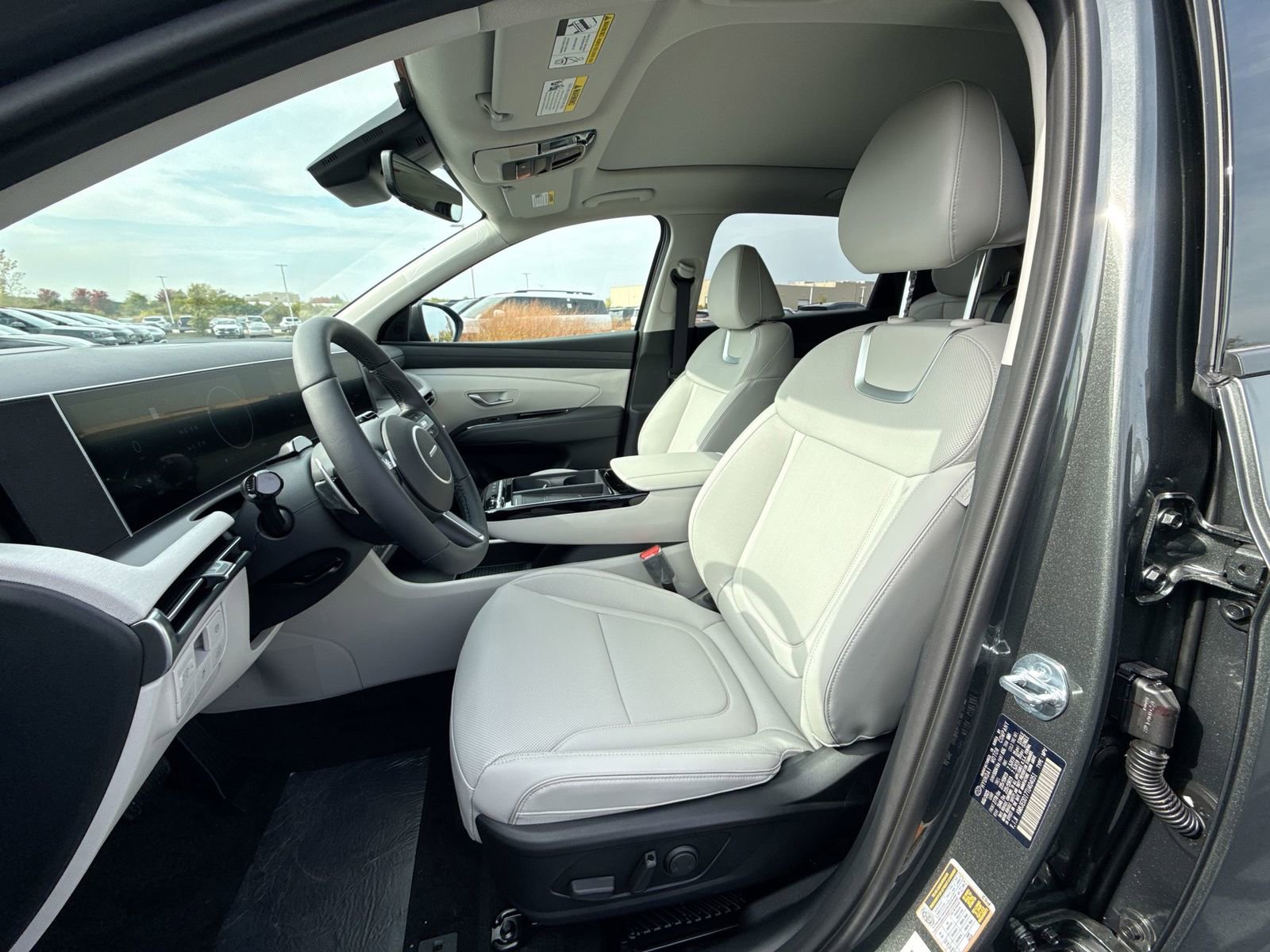 New 2026 Hyundai Tucson Limited image 14