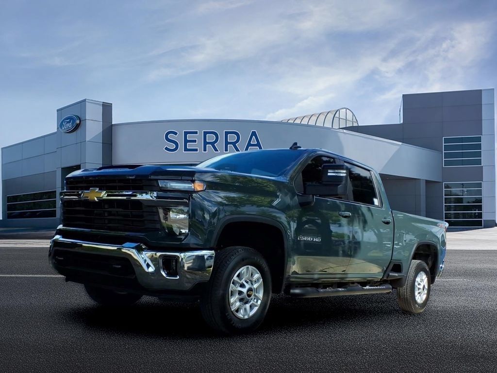 Used 2026 Chevrolet Silverado 2500 LT w/ Leather Package AWD/4WD image 1