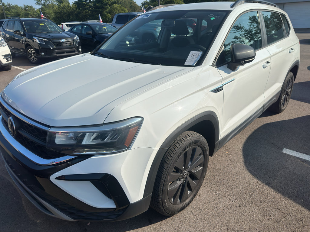 Used 2022 Volkswagen Taos S FWD image 2