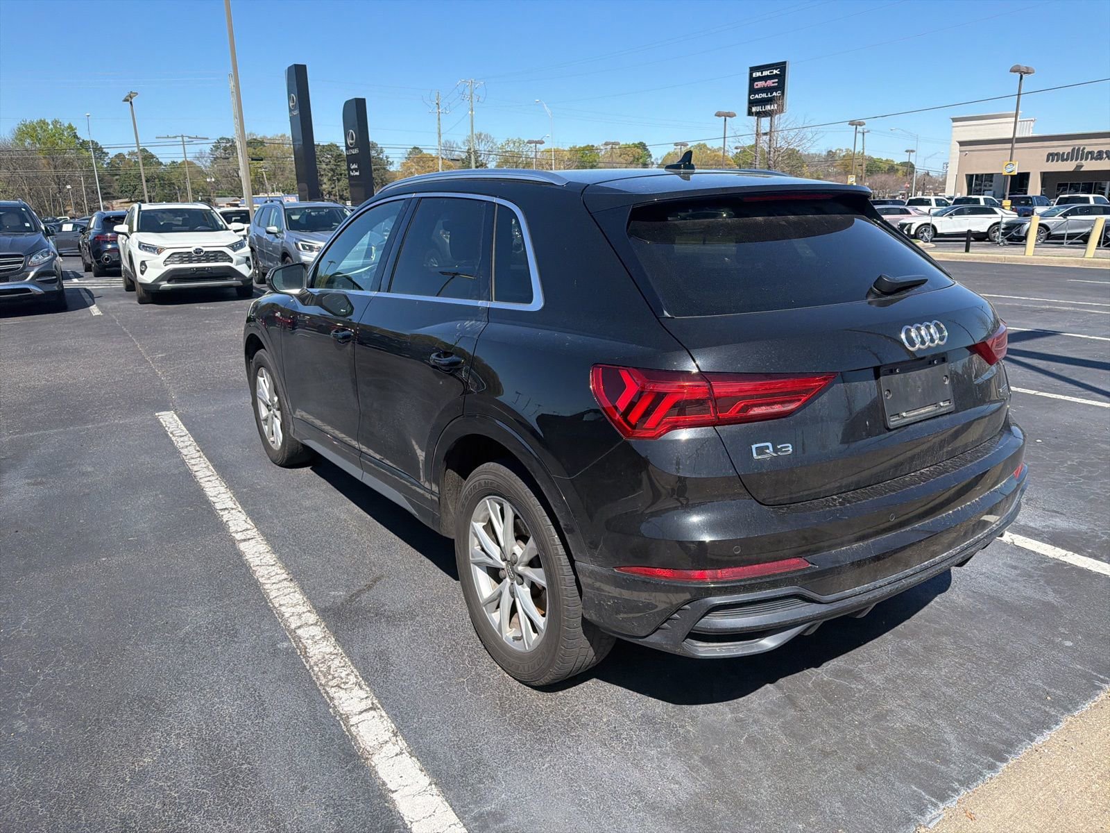 Used 2021 Audi Q3 2.0T Premium image 7