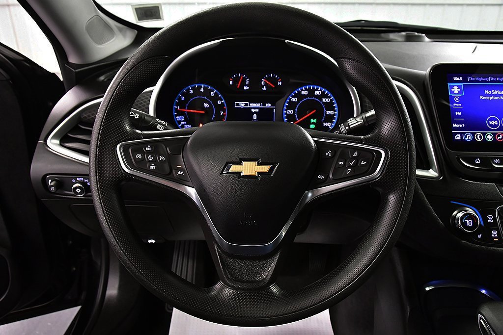 Used 2023 Chevrolet Malibu LT image 17