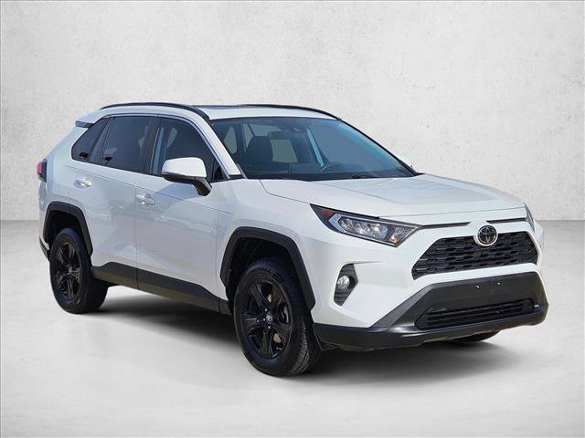 Used 2019 Toyota RAV4 XLE image 3