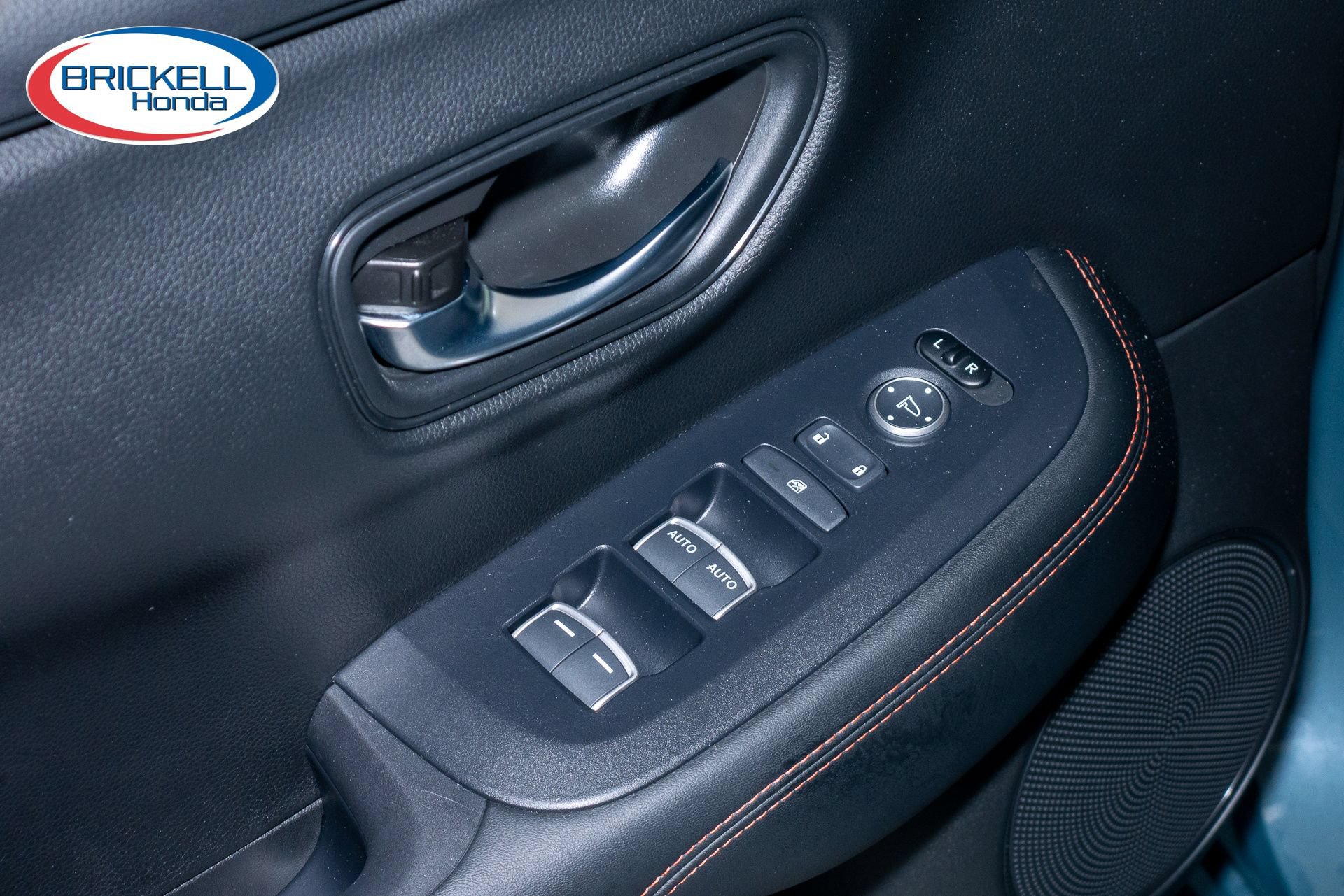 Certified 2025 Honda HR-V Sport image 29