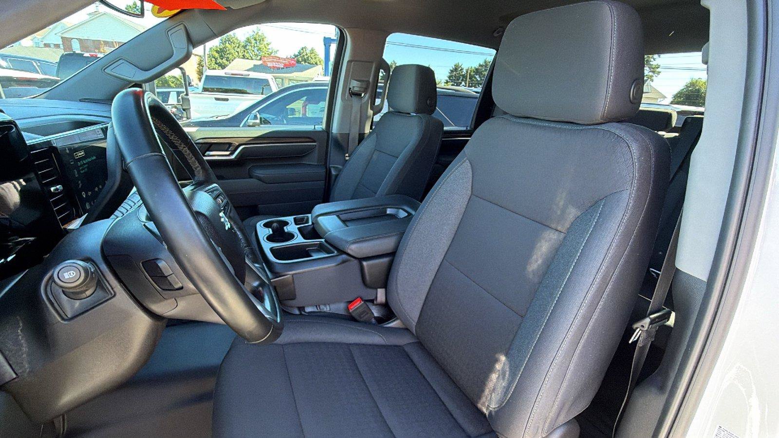 Used 2025 Chevrolet Silverado 2500 LT w/ Trail Boss Package AWD/4WD image 16