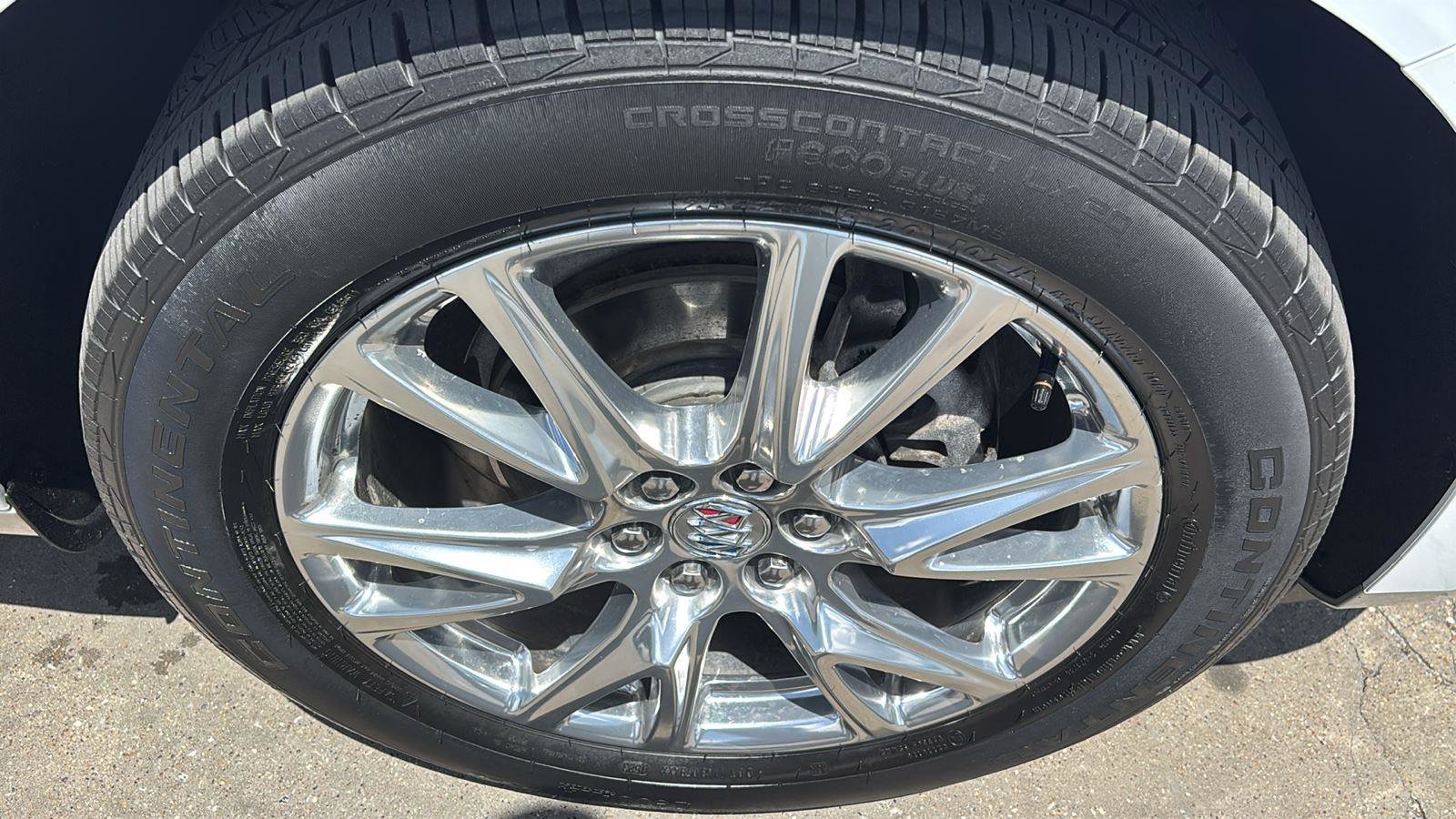 Certified 2023 Buick Enclave Essence w/ Experience Buick Package AWD/4WD image 9