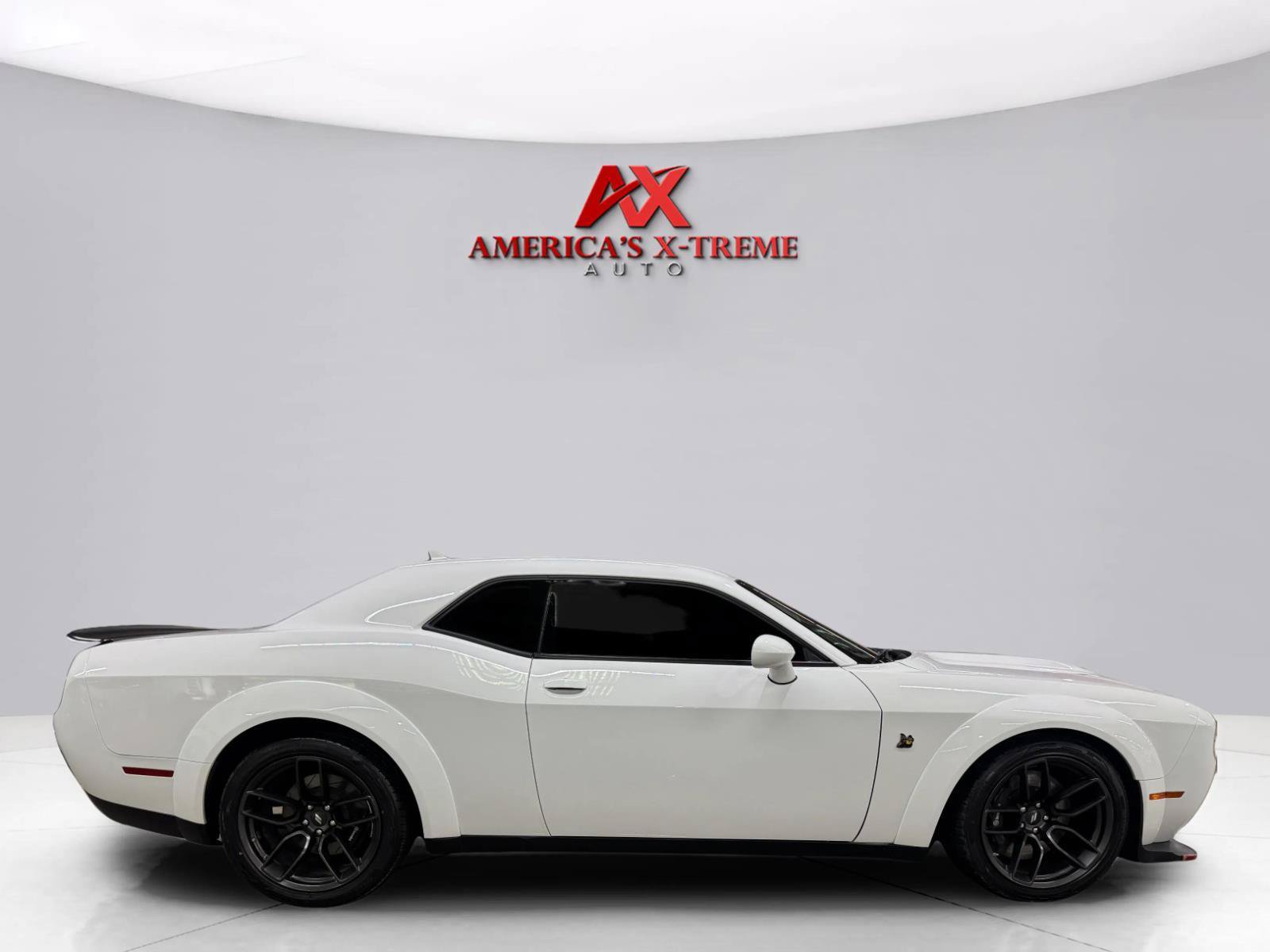 Used 2020 Dodge Challenger R/T Scat Pack RWD image 7