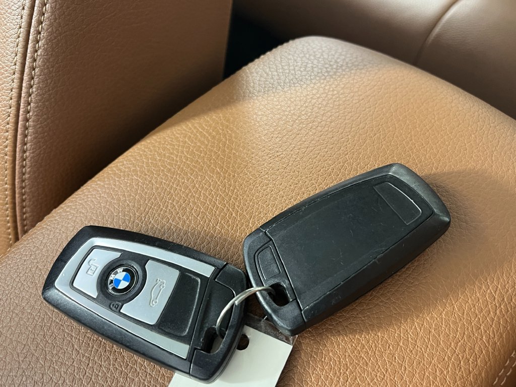 Used 2014 BMW 328i xDrive Sedan AWD/4WD image 24