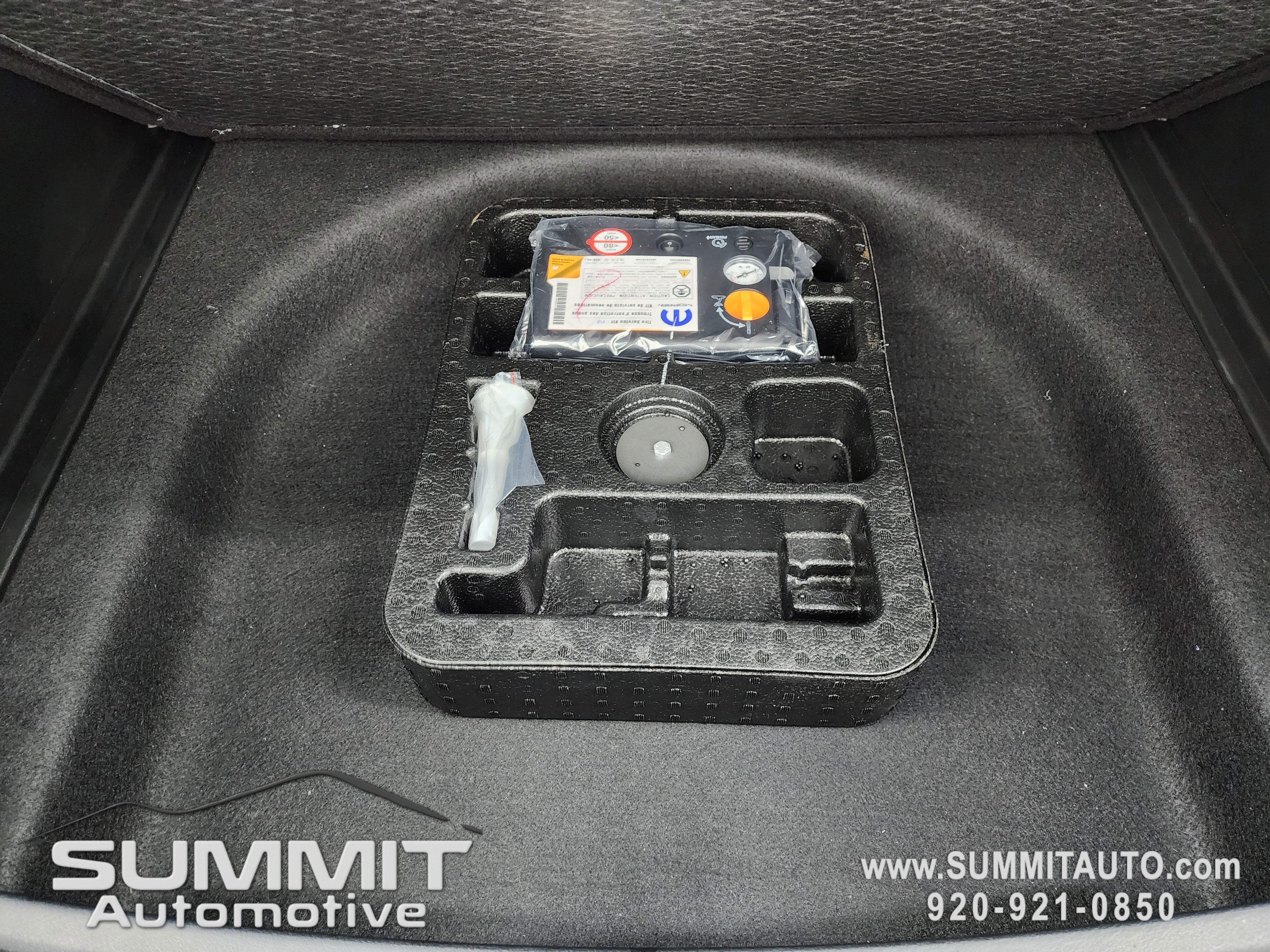 New 2026 Jeep Compass Limited image 28