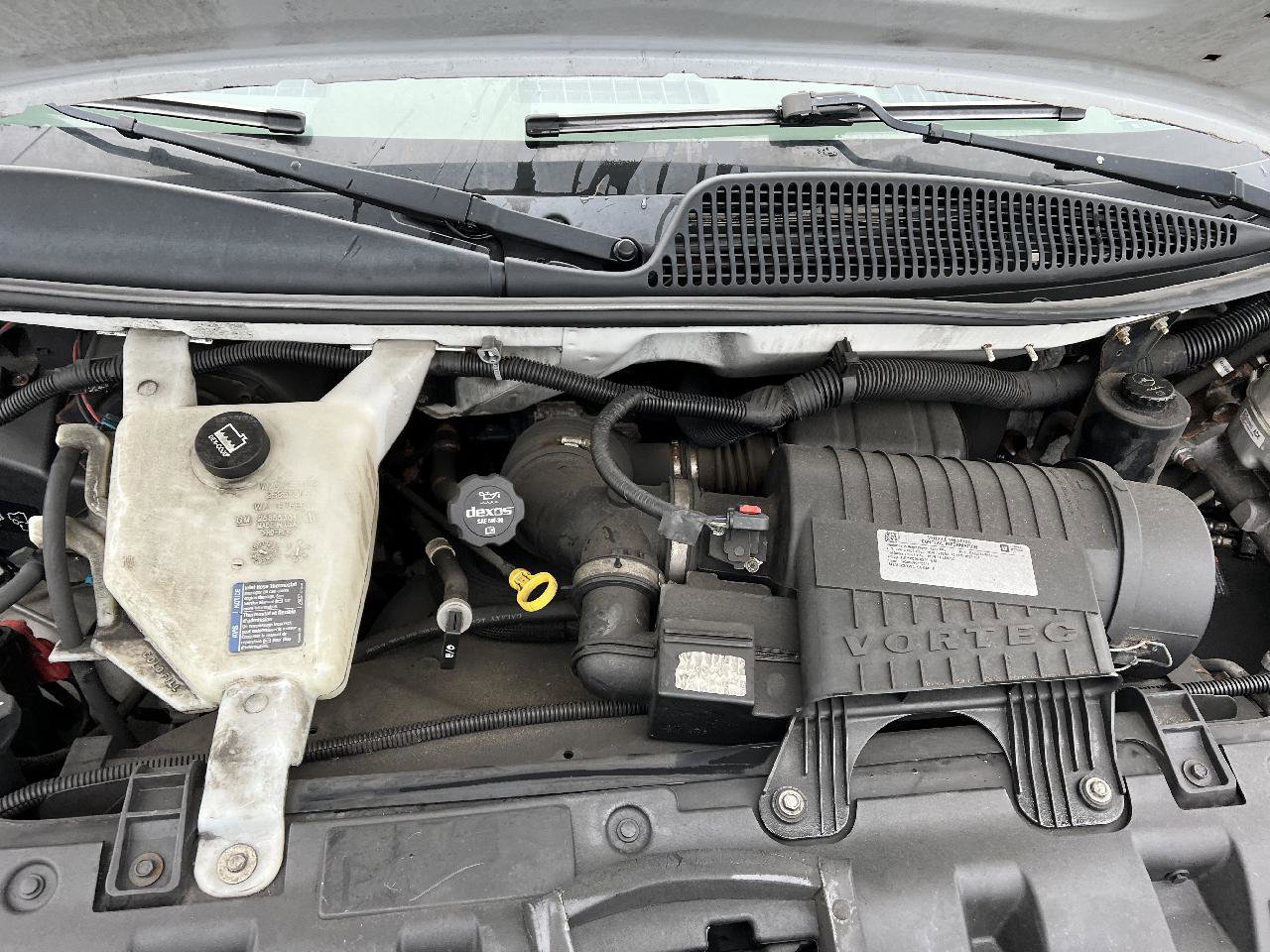 Used 2017 GMC Savana 2500 RWD image 10