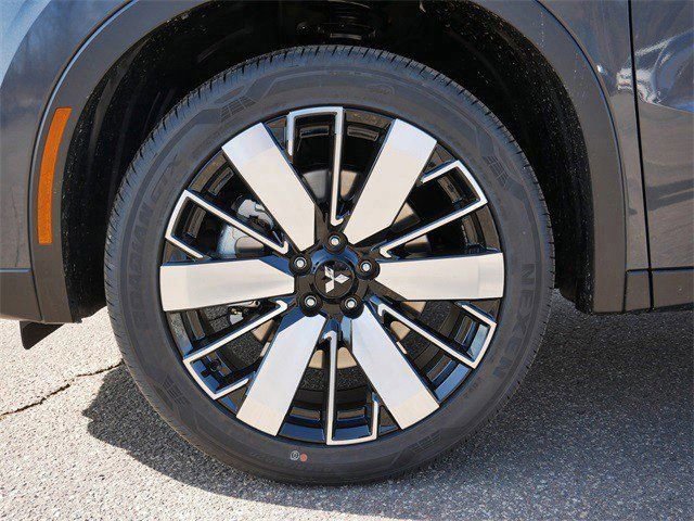 New 2026 Mitsubishi Outlander SE AWD/4WD image 3