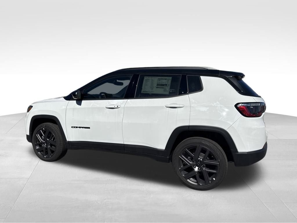 New 2026 Jeep Compass Limited image 5