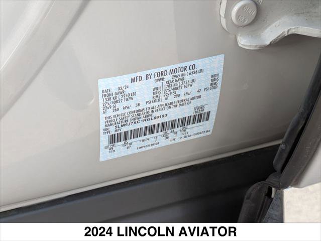 Used 2024 Lincoln Aviator Reserve w/ Equipment Group 201A image 26