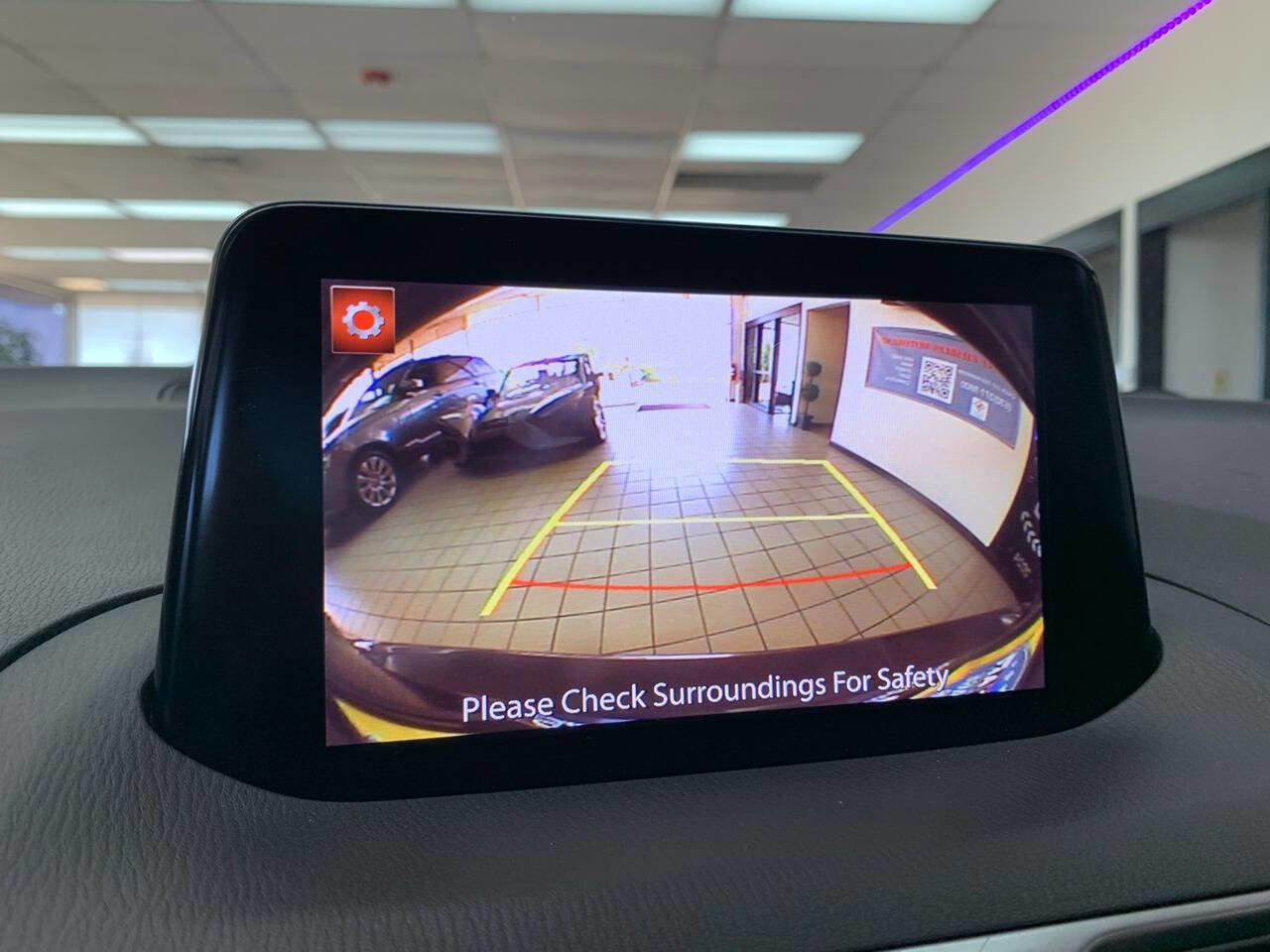 Used 2018 MAZDA MAZDA3 Sport FWD image 12