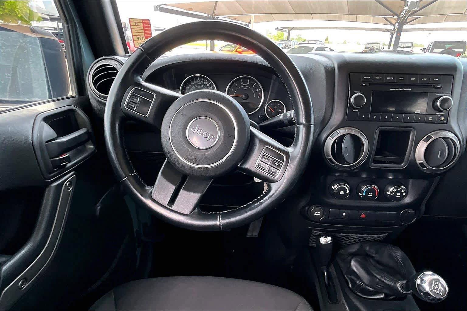 Used 2015 Jeep Wrangler Unlimited Sport w/ Trailer Tow Group AWD/4WD image 7