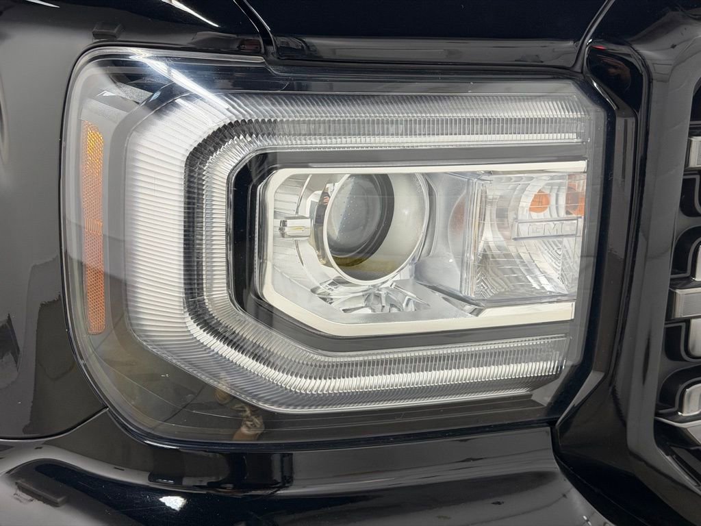 Certified 2018 GMC Sierra 1500 SLT w/ All Terrain Package image 30