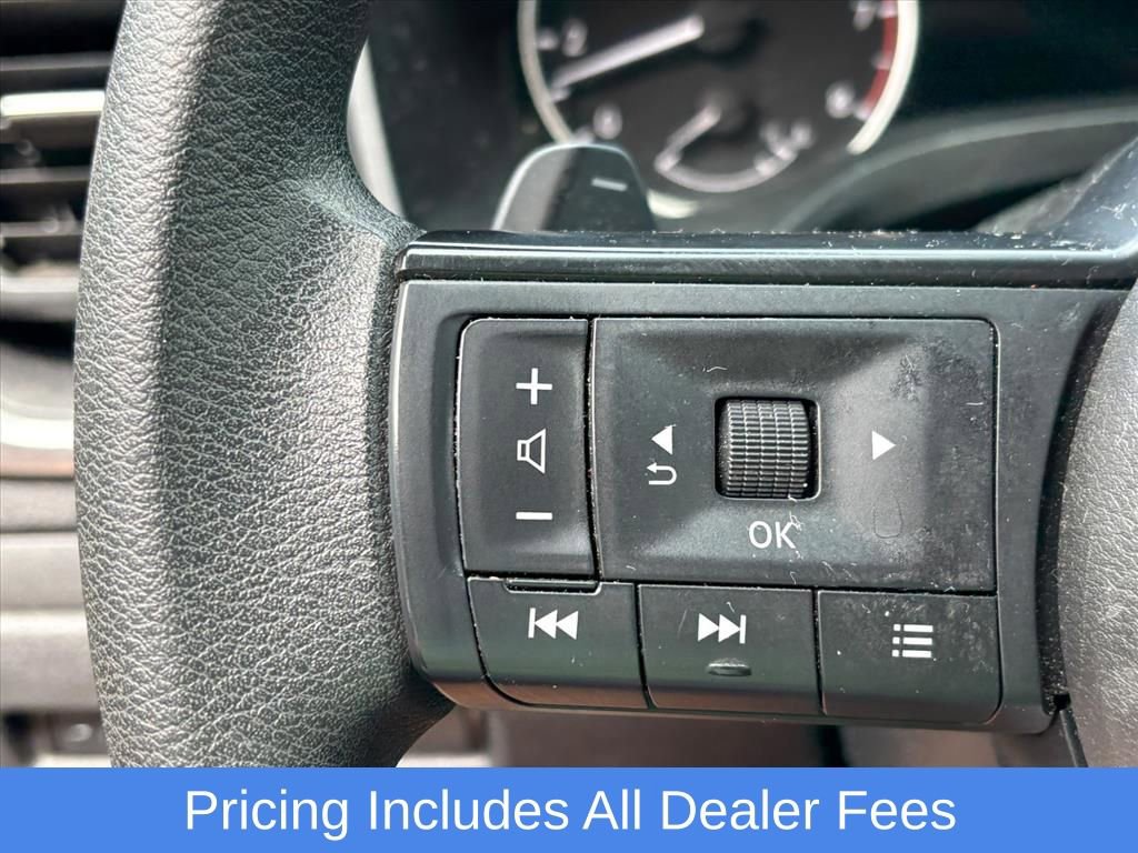 Used 2021 Nissan Rogue S AWD/4WD image 11
