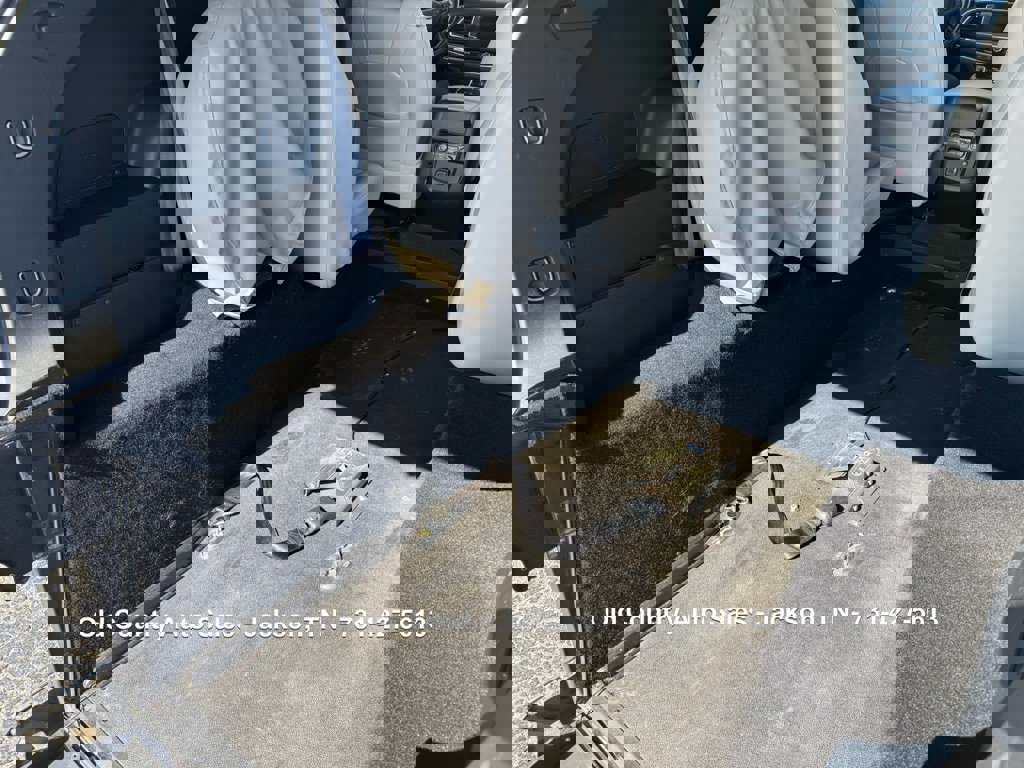 Used 2020 Buick Enclave Essence image 25