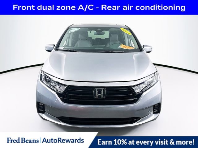 Used 2024 Honda Odyssey Elite image 3