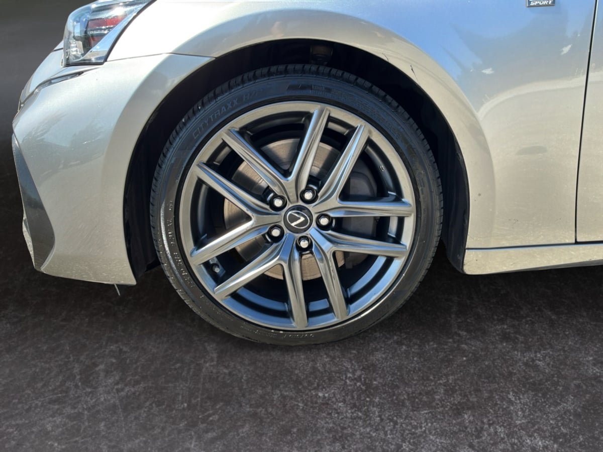 Used 2017 Lexus IS 350 F Sport w/ F Sport Package RWD image 9