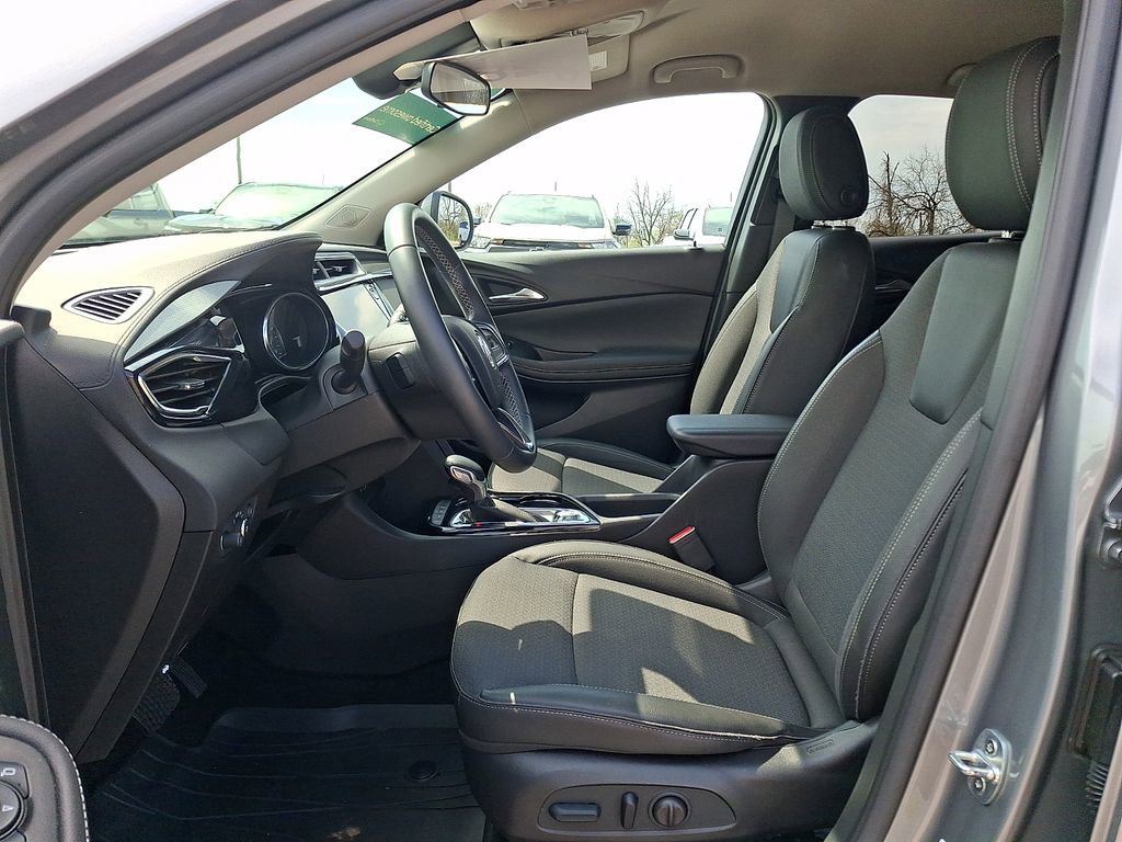 Used 2023 Buick Encore GX Select w/ Sport Touring Package AWD/4WD image 15