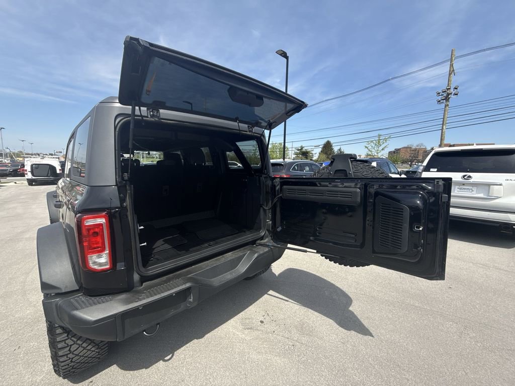 Used 2024 Ford Bronco Black Diamond w/ Sasquatch Package AWD/4WD image 22