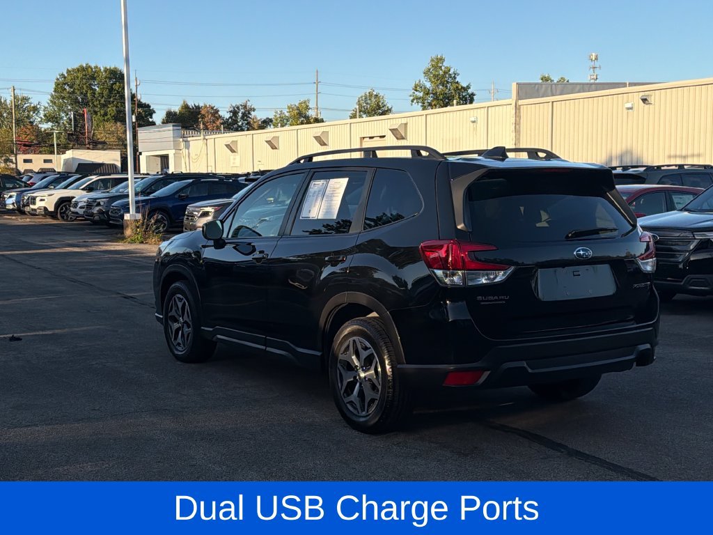 Used 2022 Subaru Forester Premium AWD/4WD image 7