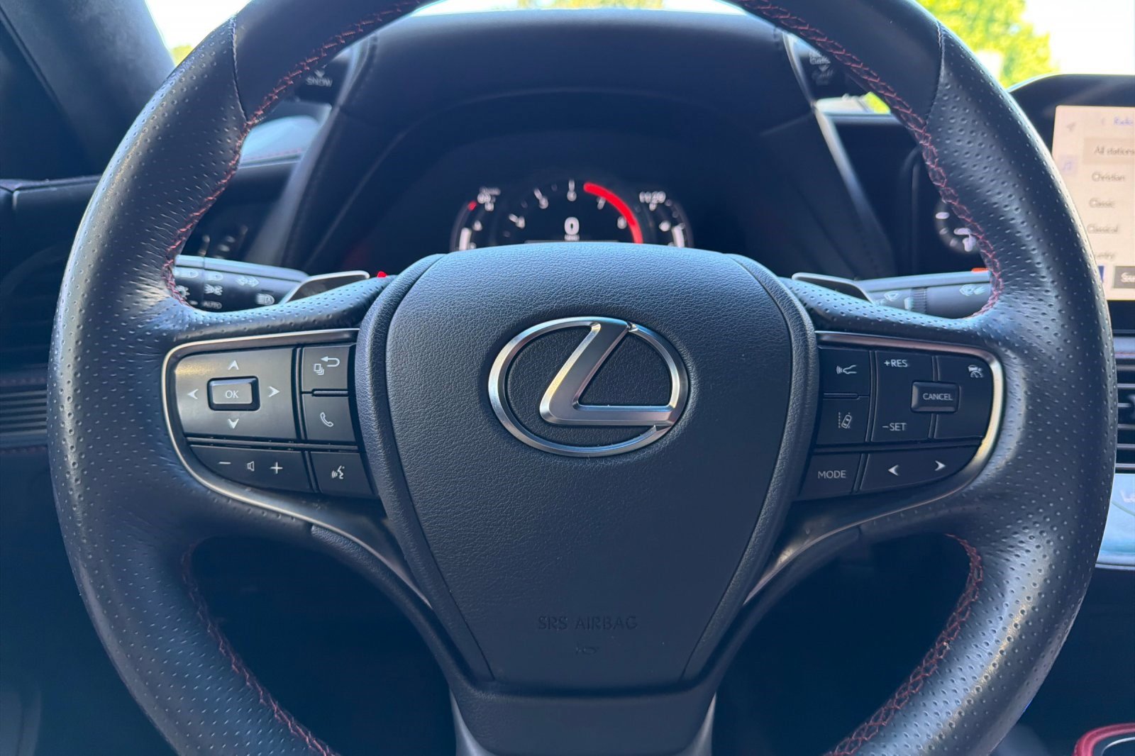 Certified 2023 Lexus LS 500 F Sport w/ Cold Weather Package (CK) RWD image 28