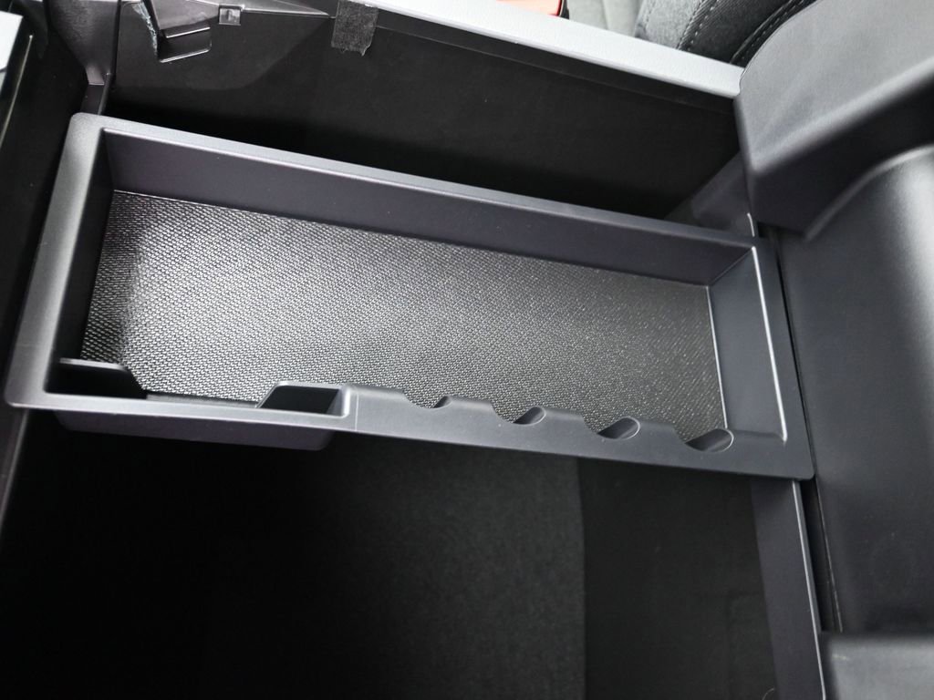 New 2025 Ford F150 Lightning XLT image 25