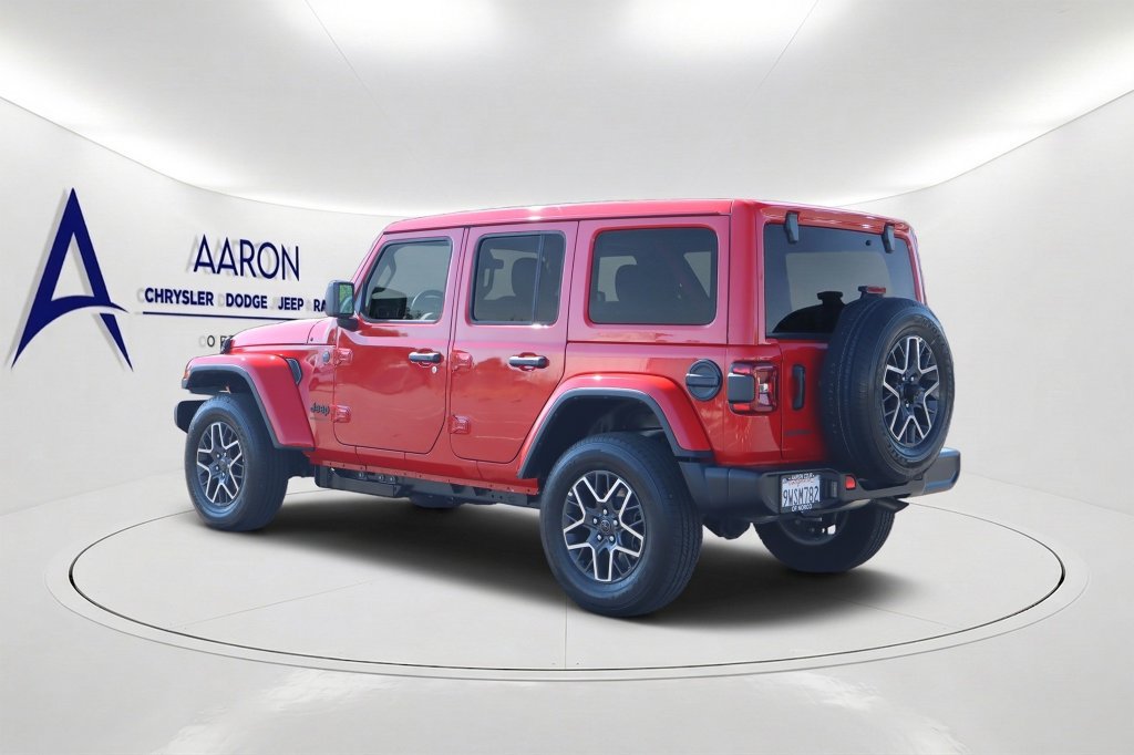Certified 2026 Jeep Wrangler Unlimited Sahara AWD/4WD image 7