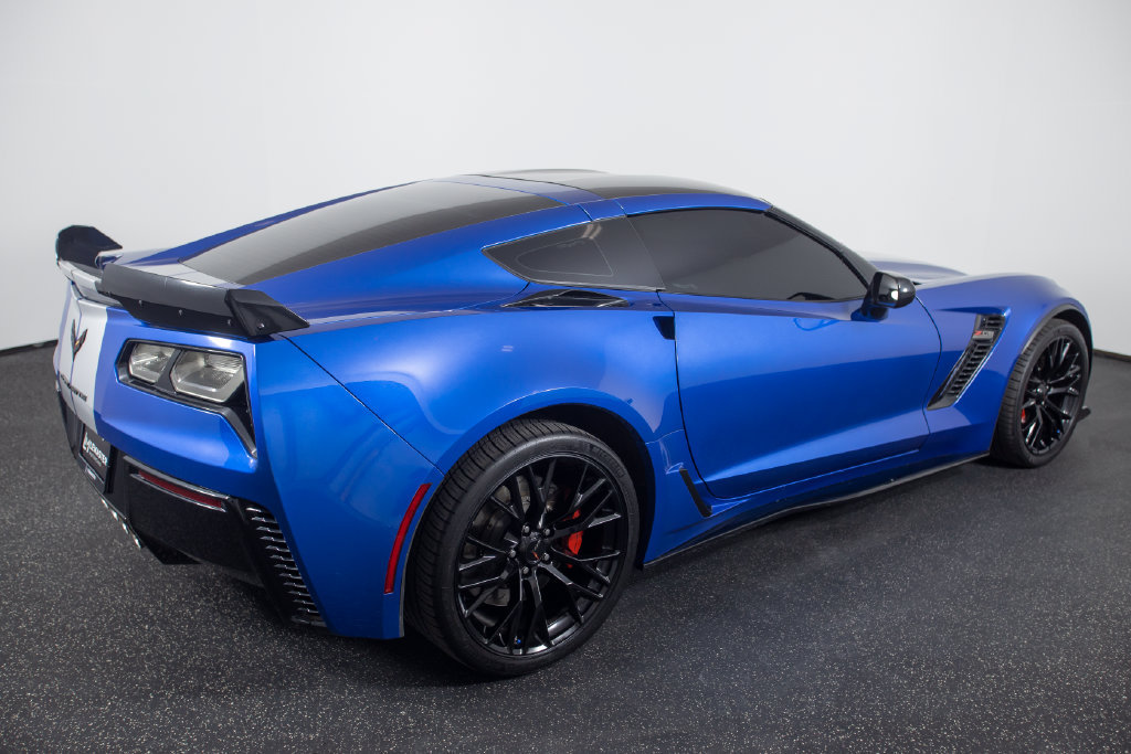 Used 2016 Chevrolet Corvette Z06 w/ 3LZ Preferred Equipment Group RWD image 21
