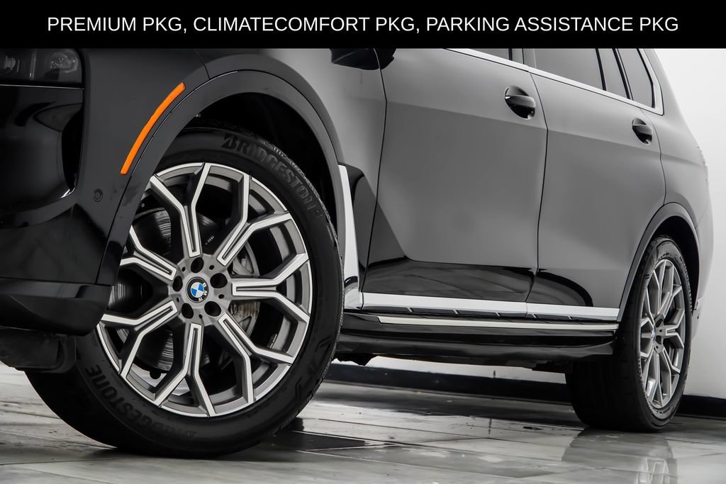 Used 2024 BMW X7 xDrive40i AWD/4WD image 3