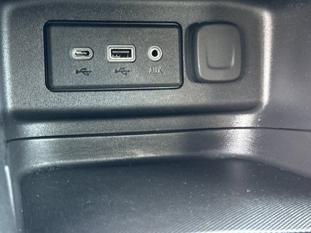 Used 2022 Chevrolet Equinox LT FWD image 31