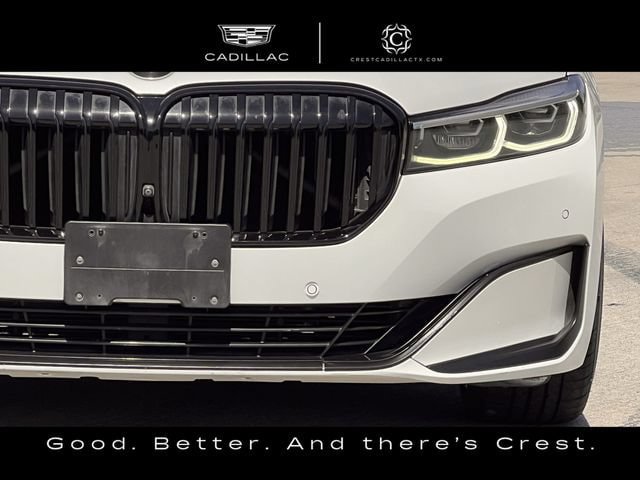 Used 2022 BMW 740i RWD image 11