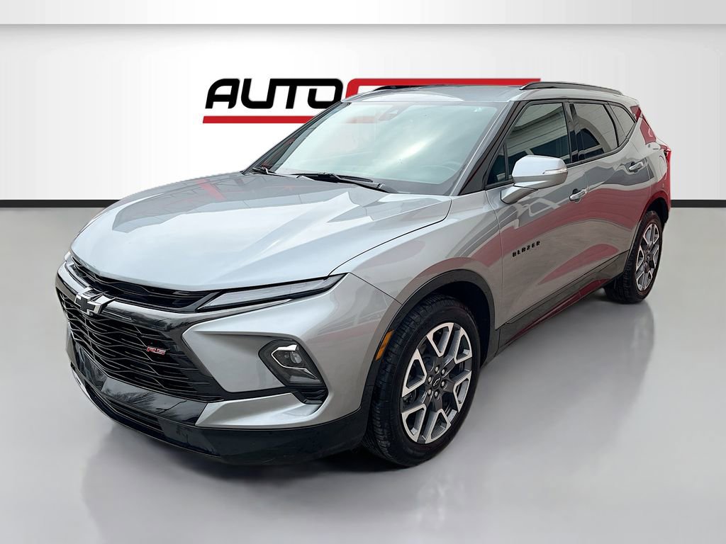 Used 2024 Chevrolet Blazer RS w/ Enhanced Convenience Package image 3